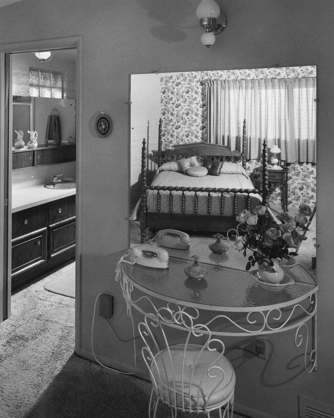 1965 Tucson home photos: Native rock sparks decor